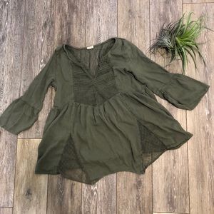 Olive Hollister 3/4 sleeve 🌵3 for $15🌵